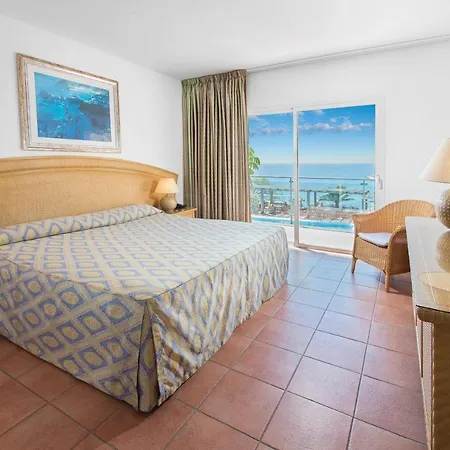 Mogan Princess & Club 4*