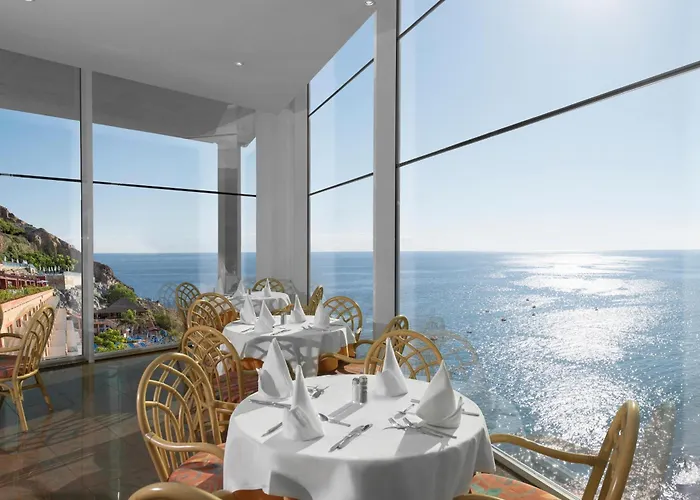 Hotel Mogan Princess & Club