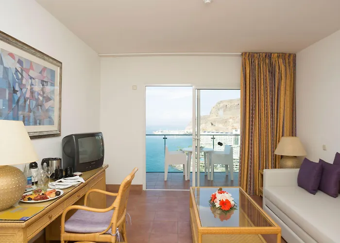 Mogan Princess & Club 4*